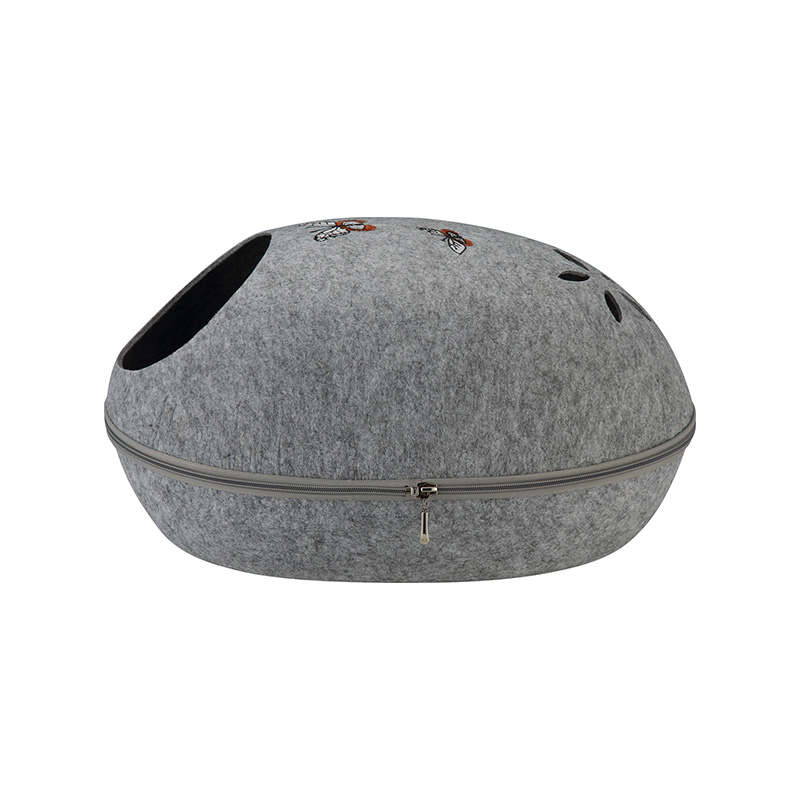 Little Egg Round Felt Nest with Embroidery and Perforation