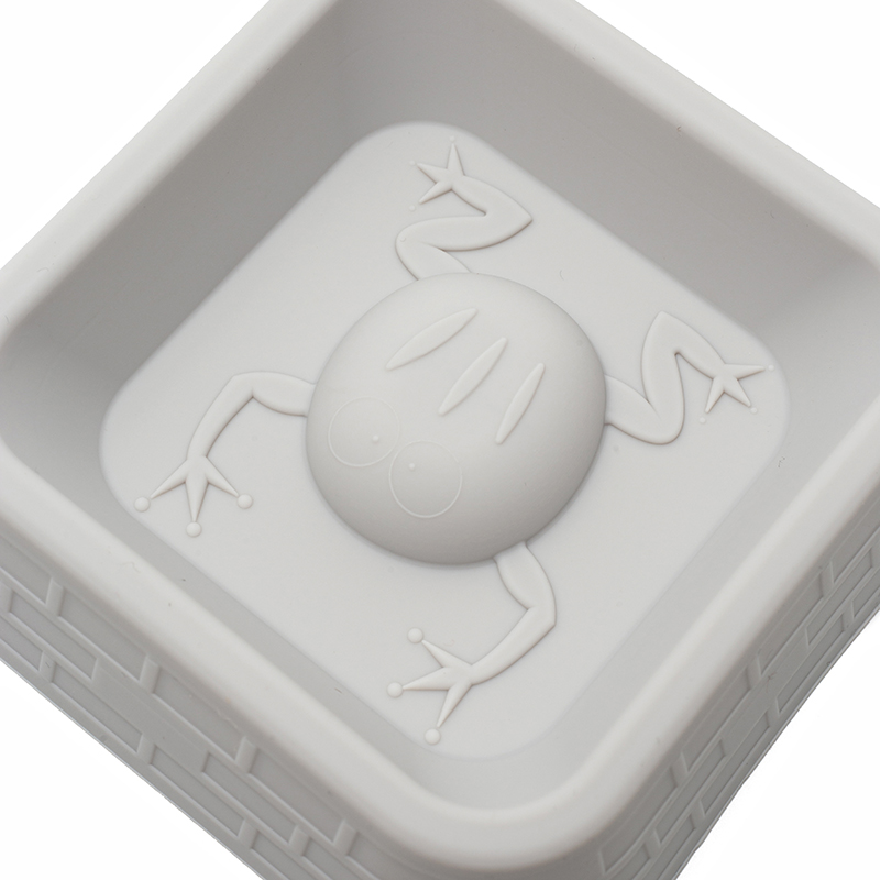 Well Frog Bowl